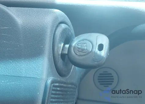 2005 Buick Lacrosse Cx из США, поврежденный, VIN 2G4WC532451228425